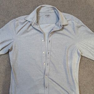 UNTUCKit Light Gray Casual Button Down Shirt